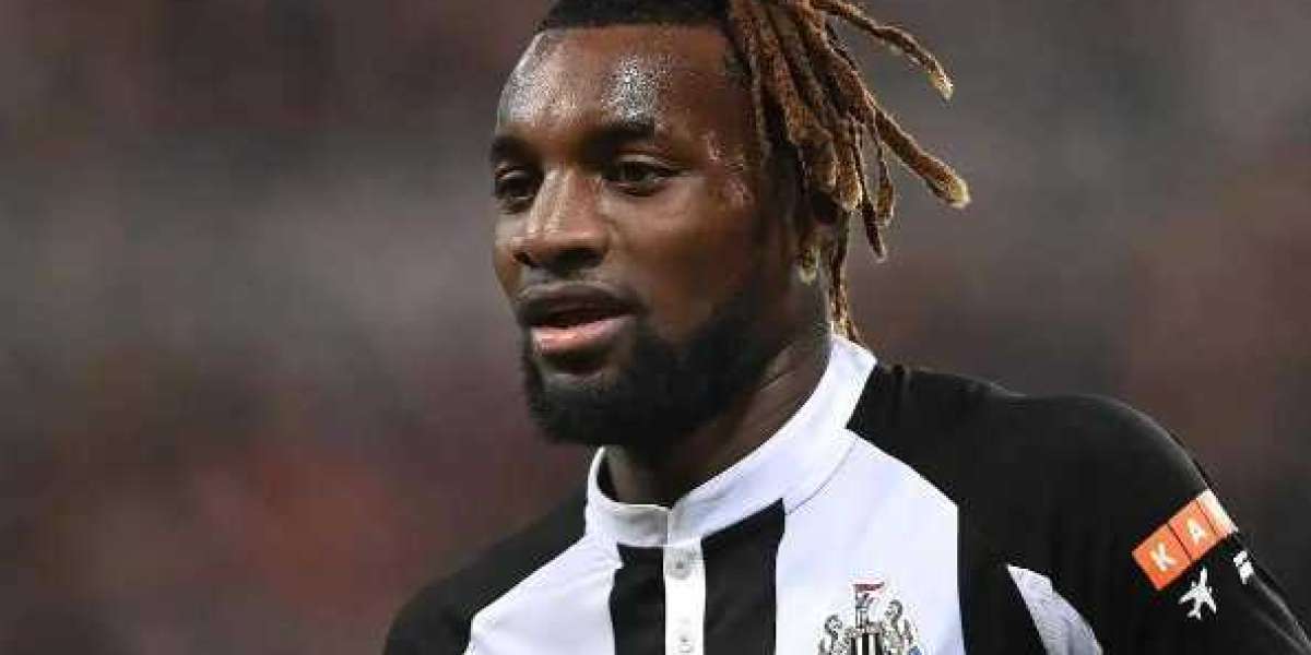 Il giovane talento Allan Saint-Maximin si unisce ai Jeddah Nationals per iniziare un nuovo capitolo