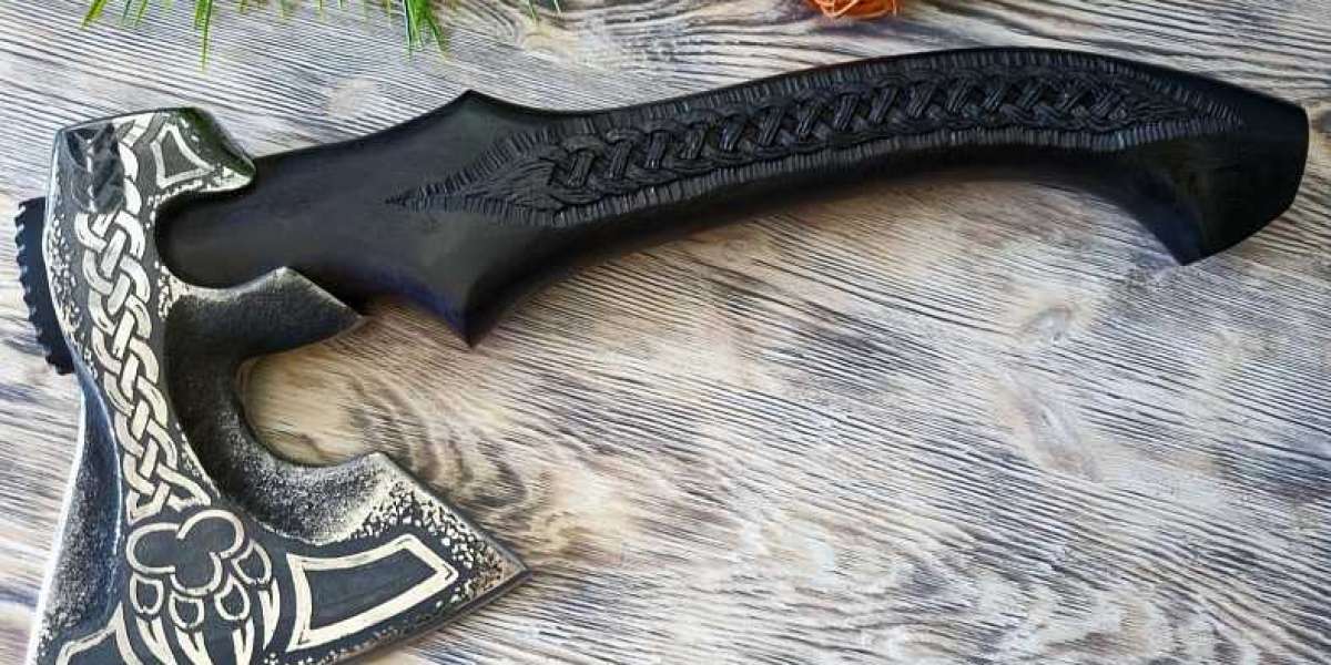 Top 10 Viking Axes for Authenticity and Craftsmanship